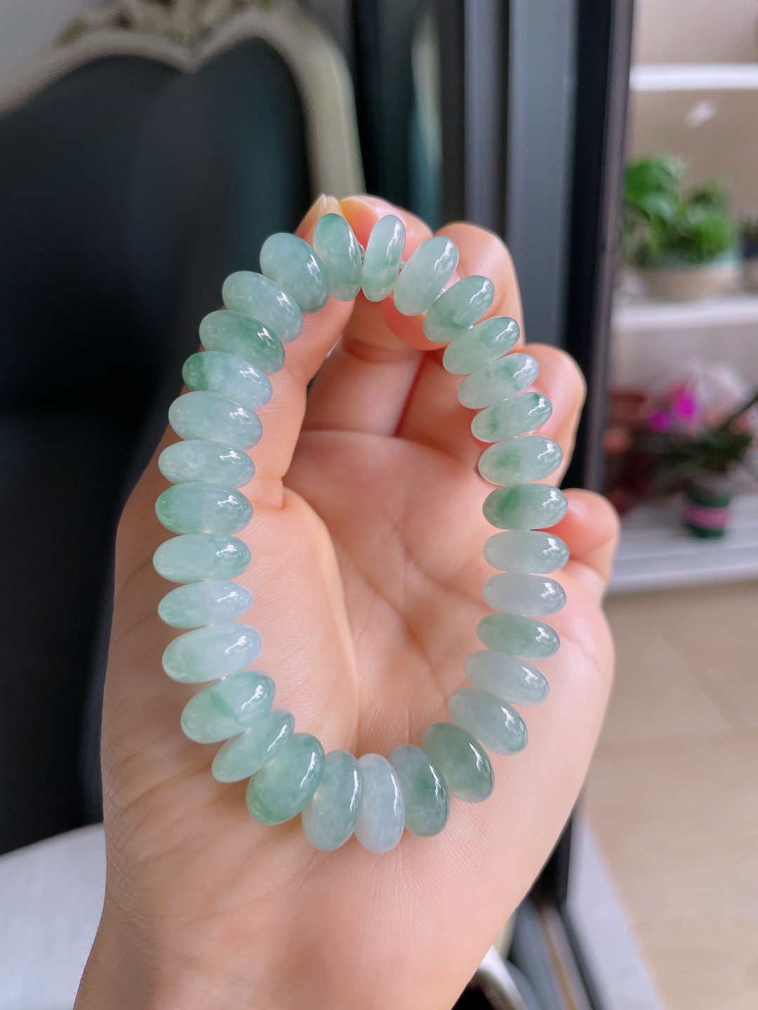 ️，天然翡翠A货，冰飘花算盘珠手串，尺寸：11.8mm。【编3791】