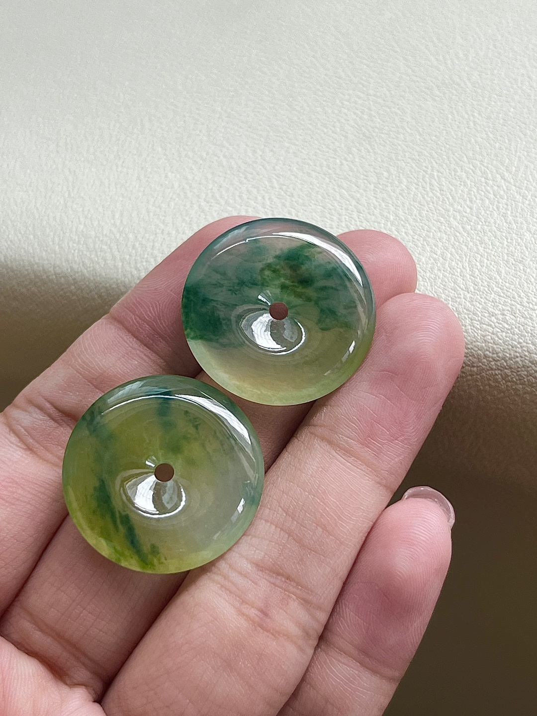 【平安扣一对】飘花灵动，种老细腻形体佳尺寸：23.9*4.6，23.8*4.7,asd1530