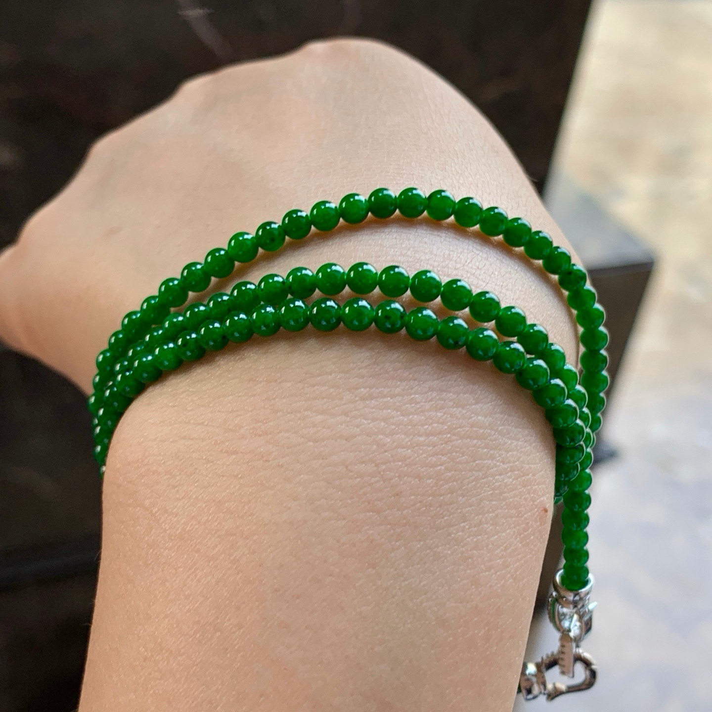 辣绿色珠链^_^鲜艳