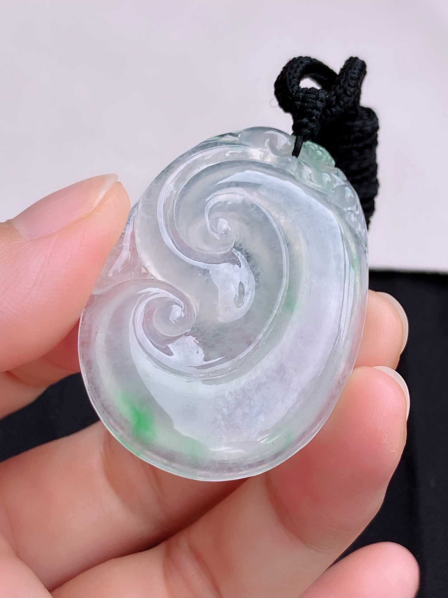 冰飘绿如意，晶莹剔透，尺寸46.5/34/4.6/自然光实拍