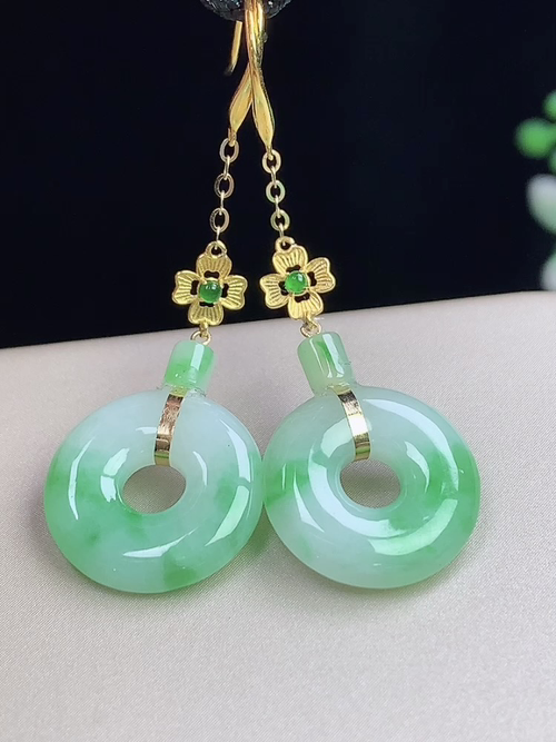 18k金镶飘绿甜甜圈耳环，无裂，尺寸14.2-3.5mm，w30fgd