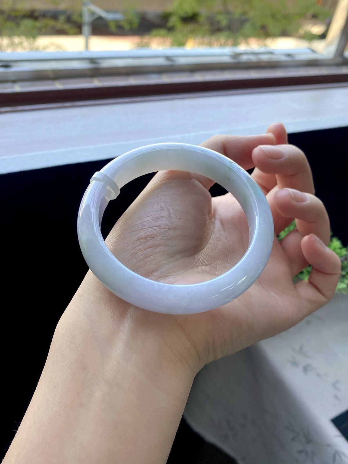 牛奶底飘花正圈成品（细纹不扣）
HYY-154
⭕️58.6-12.8-8.2