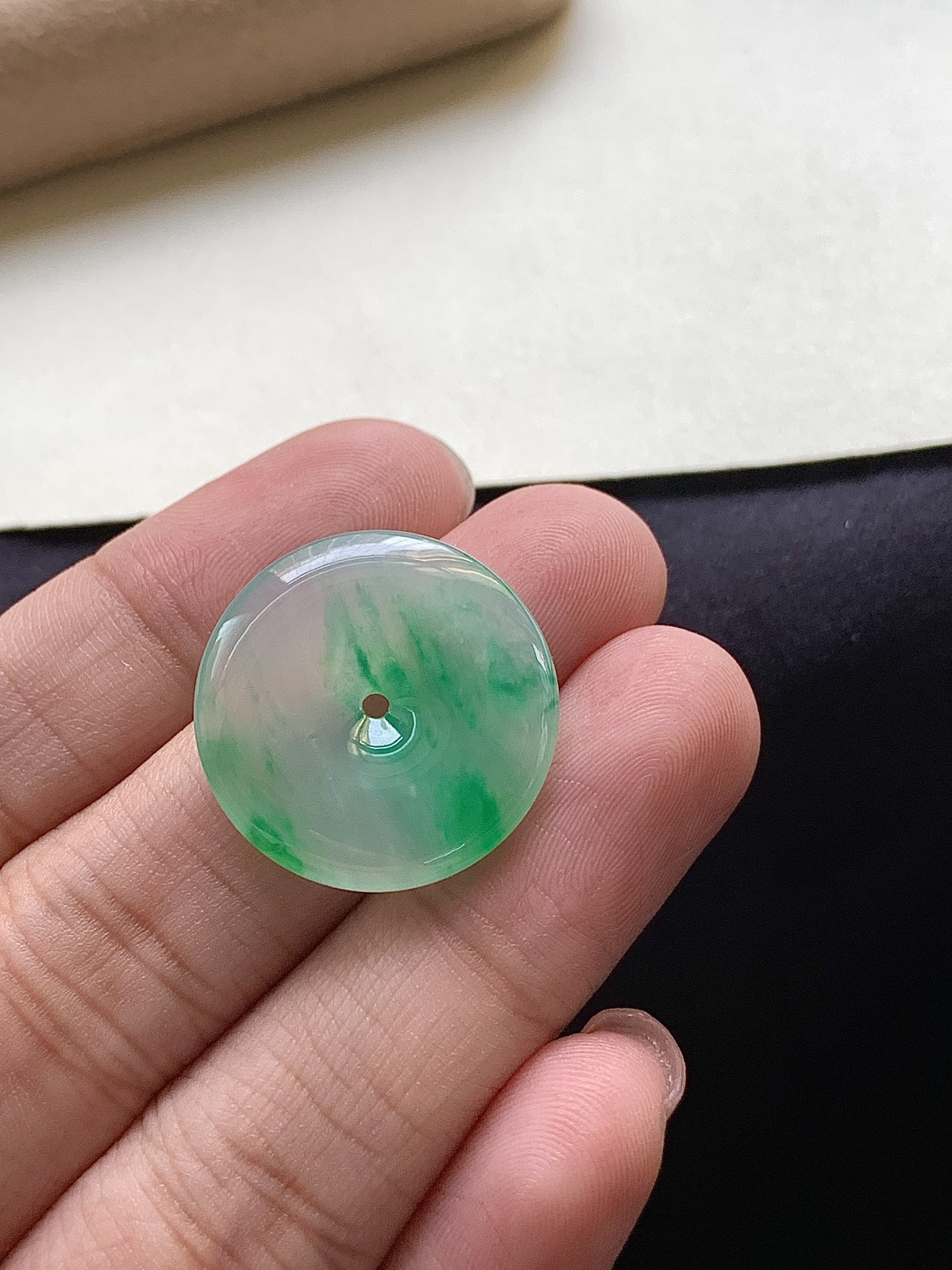 【平安扣】飘花灵动，种老细腻形体佳尺寸：21.4*4.2,asd6530
