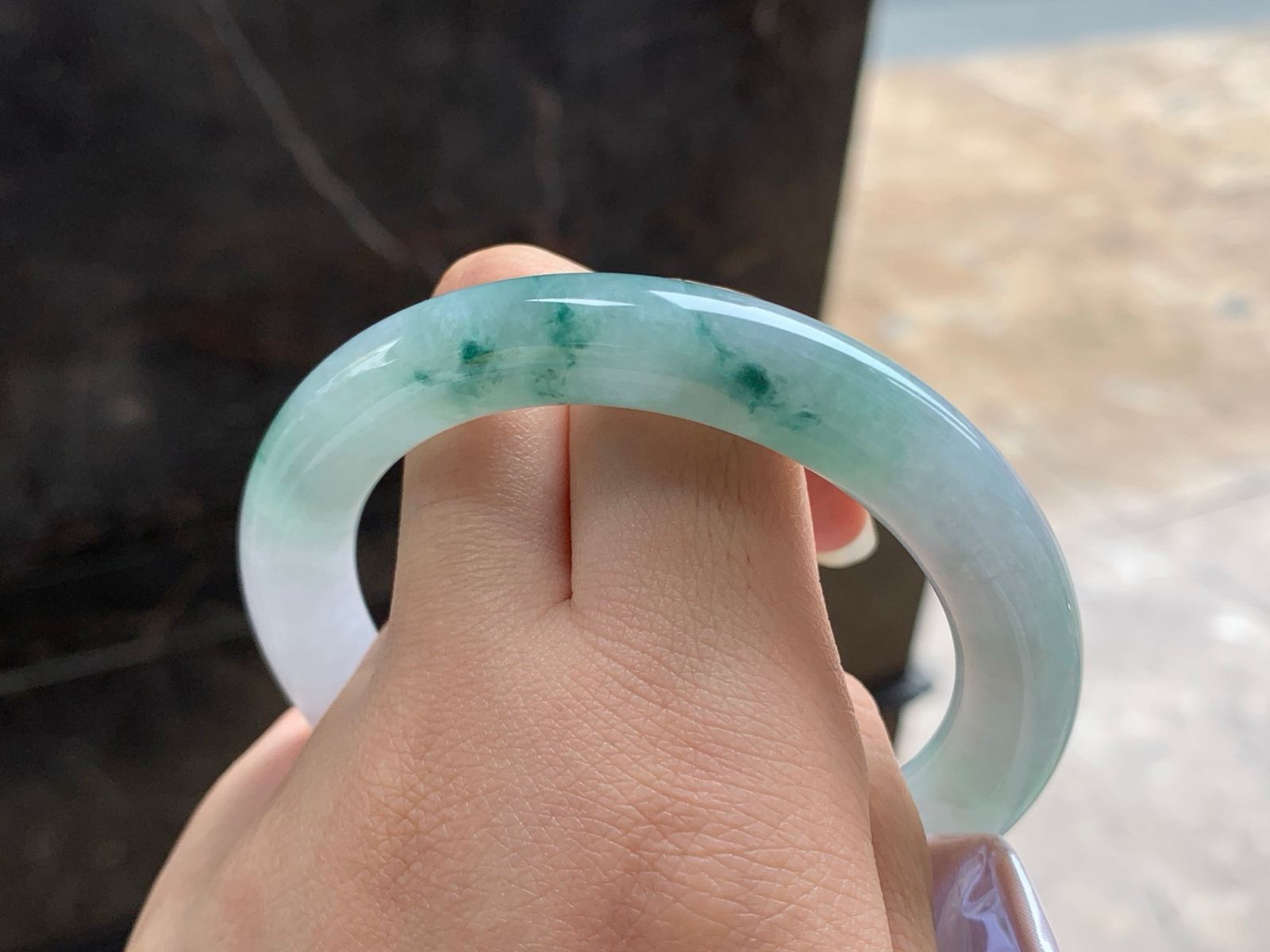 55-10.5
蓝花圆条手镯^_^飘花灵韵 细腻