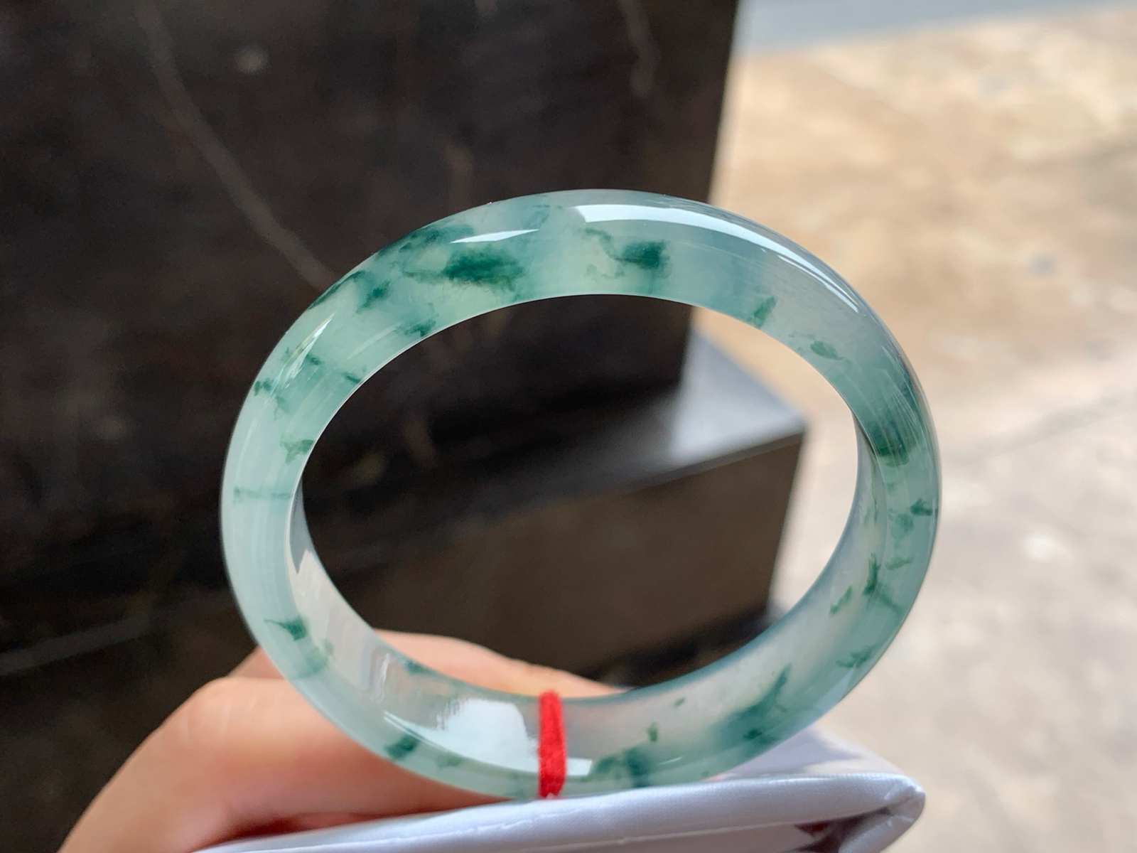 54-12.5-7
冰蓝花手镯^_^冰透 水润