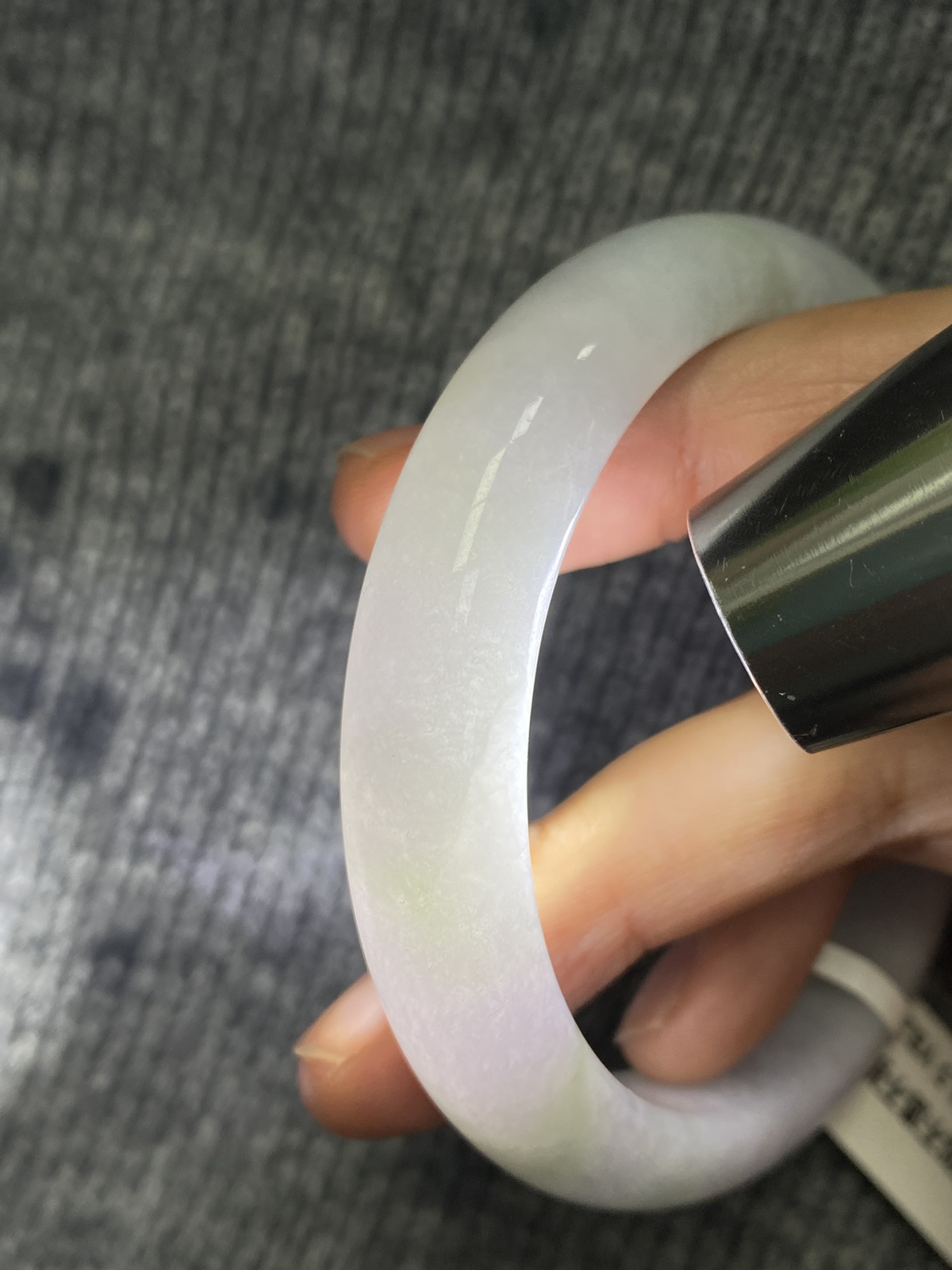 牛奶底飘花正圈成品（细纹不扣）
HYY-154
⭕️58.6-12.8-8.2