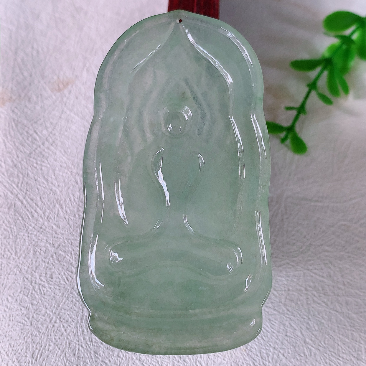 自然光实拍，冰种翡翠千手观音菩萨吊坠，赐福翡翠观音，冰透，观音庇佑守护 ， 送礼或自留佳选！#50尺寸73.5*39*5.2
