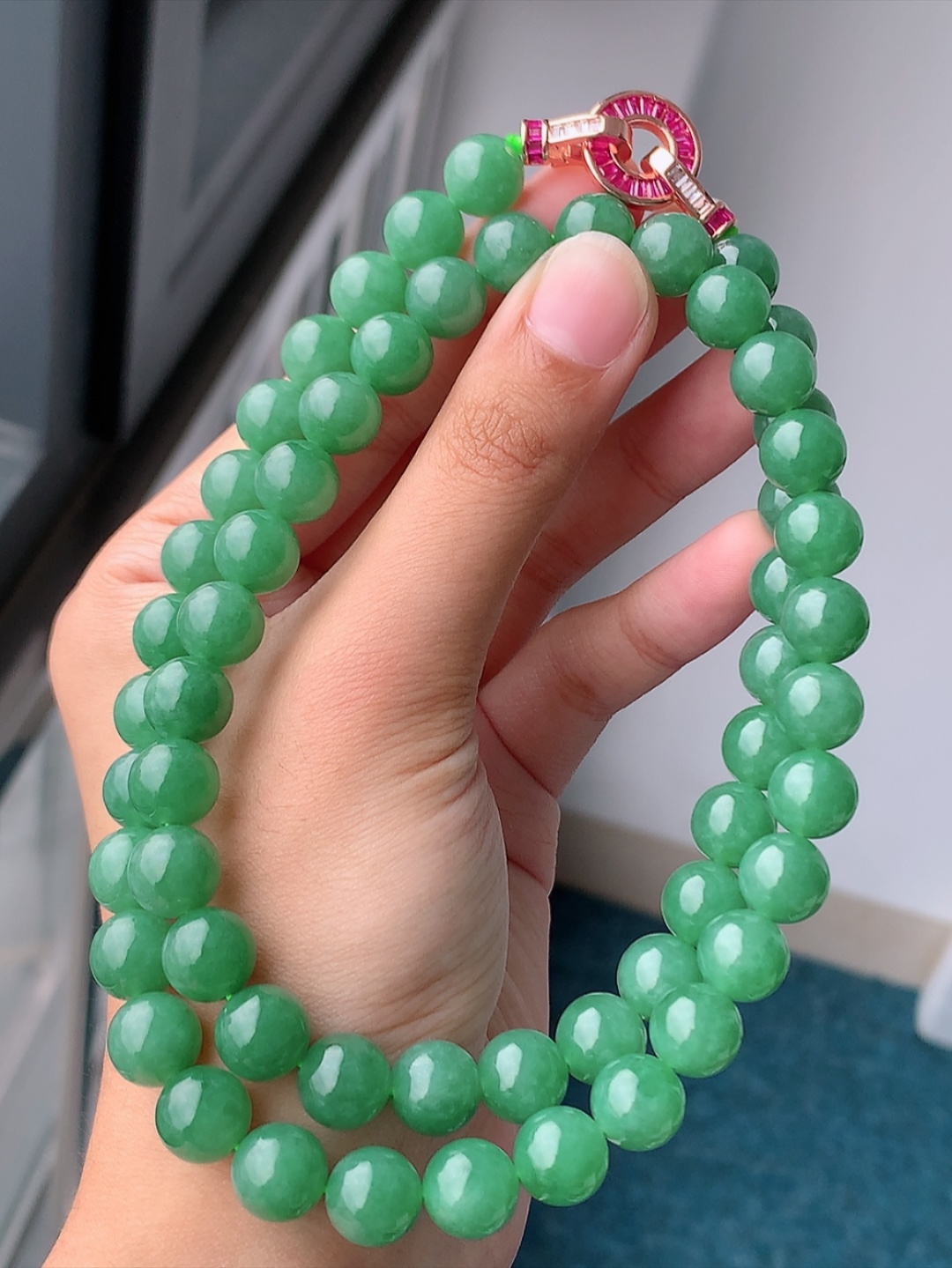 冰阳绿珠链 种老色阳，底子细腻，水润十足，佩戴精致优雅 货号09528，9.9