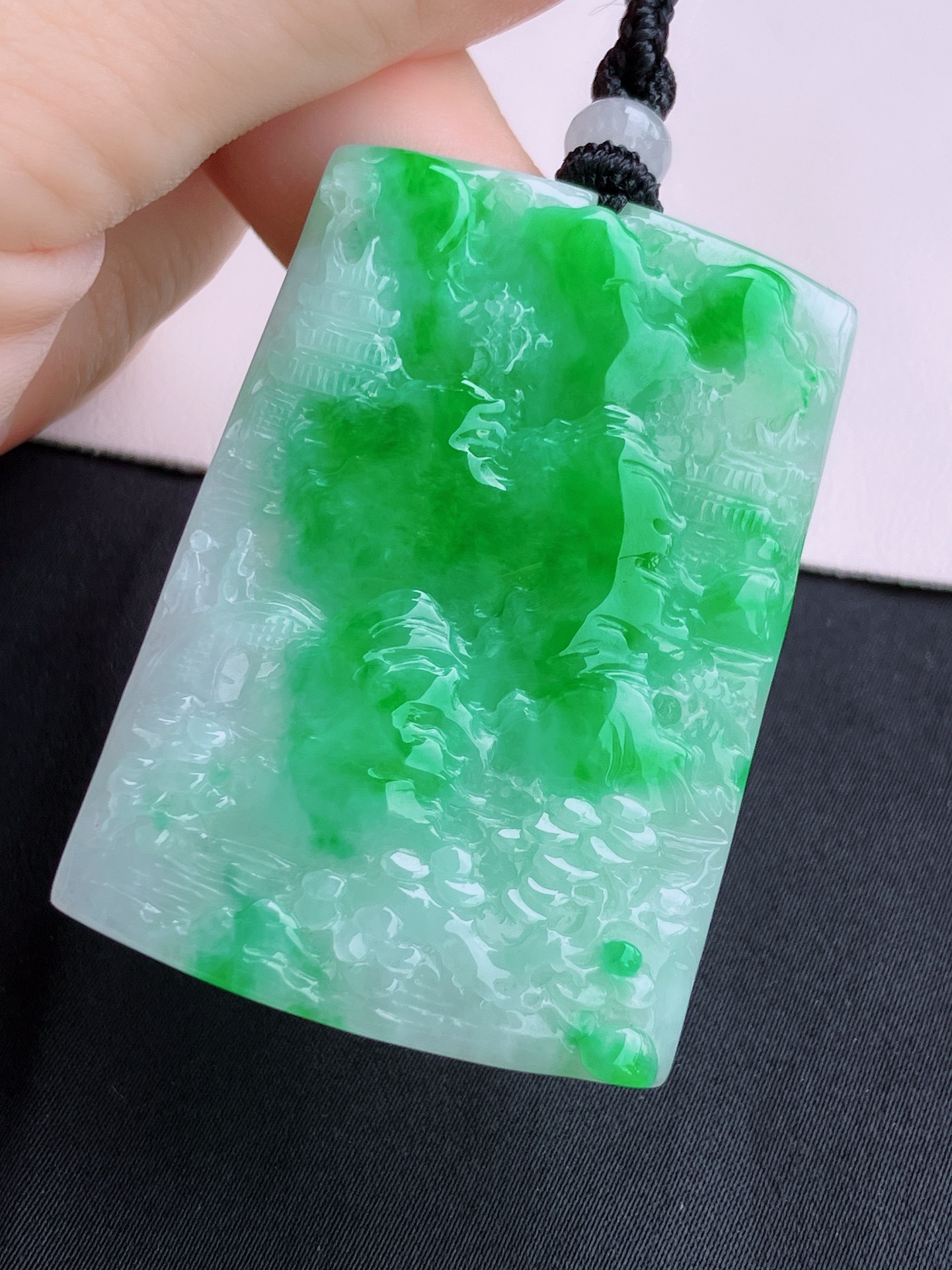 翠绿山水牌，意境美，尺寸50.6/35.8/5.6/自然光实拍