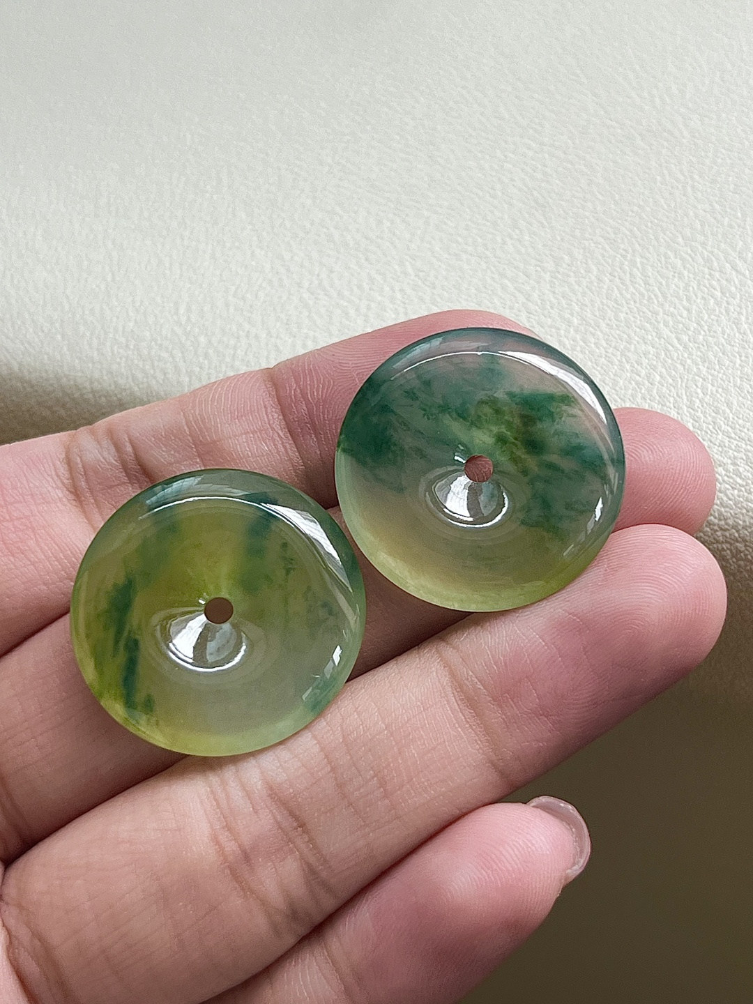 【平安扣一对】飘花灵动，种老细腻形体佳尺寸：23.9*4.6，23.8*4.7,asd1530