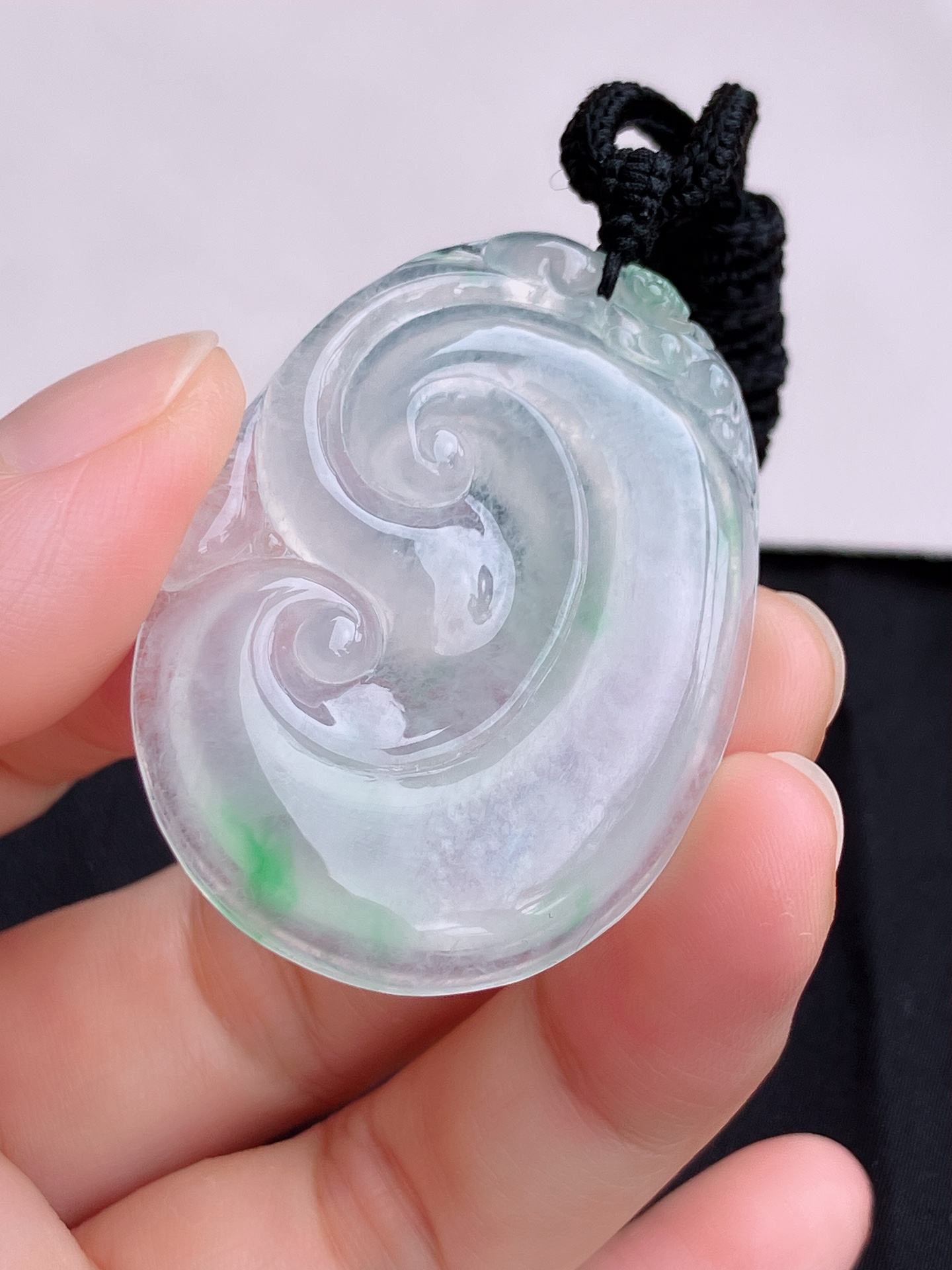 冰飘绿如意，晶莹剔透，尺寸46.5/34/4.6/自然光实拍