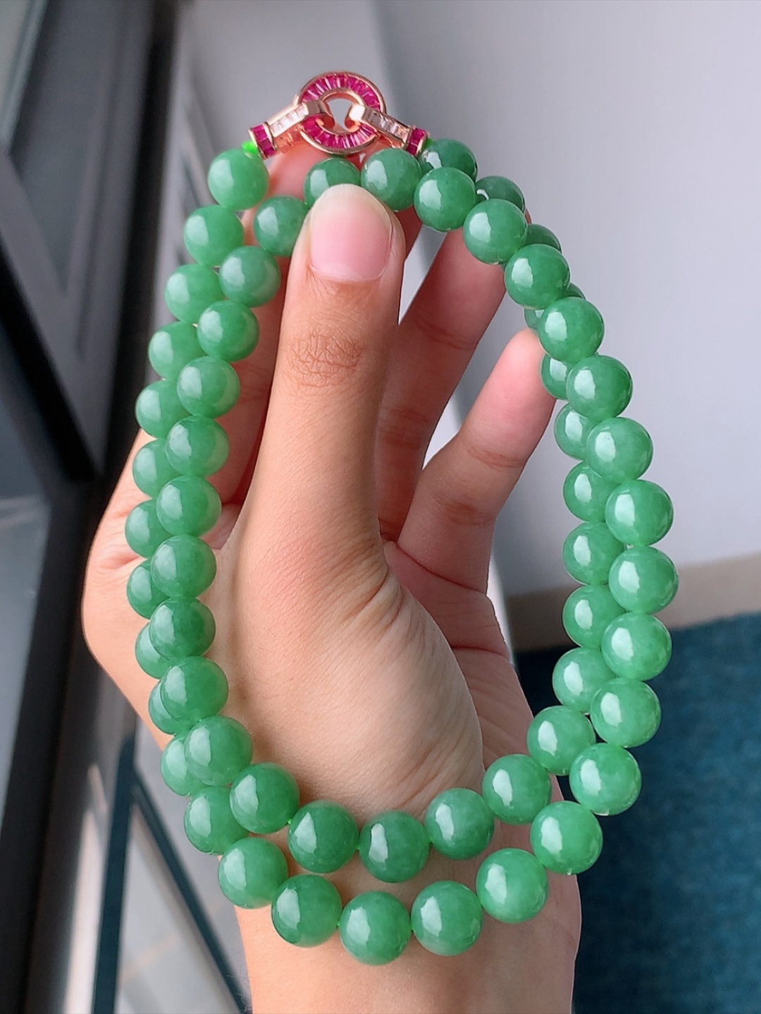 冰阳绿珠链 种老色阳，底子细腻，水润十足，佩戴精致优雅 货号09528，9.9