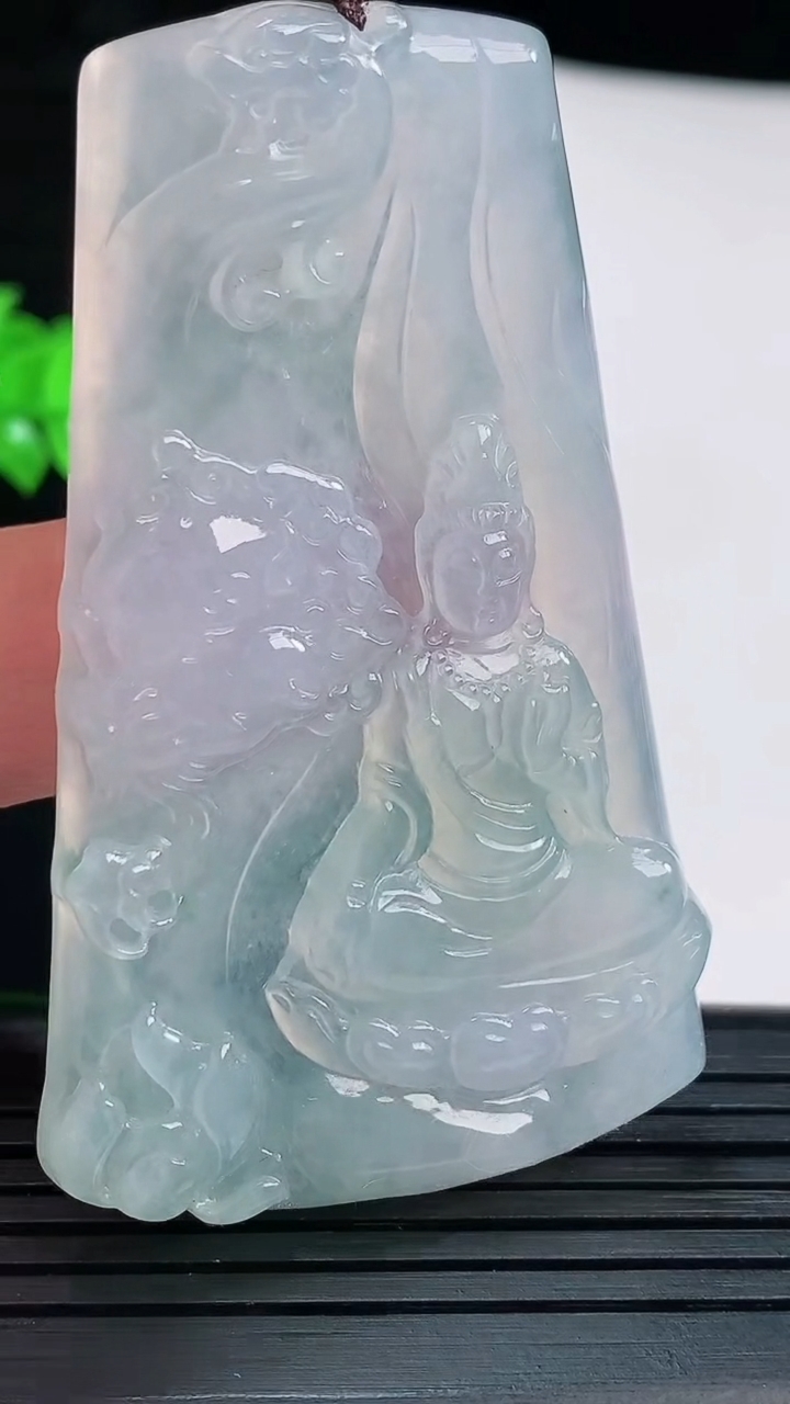天然A货翡翠文殊菩萨吊坠，尺寸65-39-5重量:29.37g
6月1日