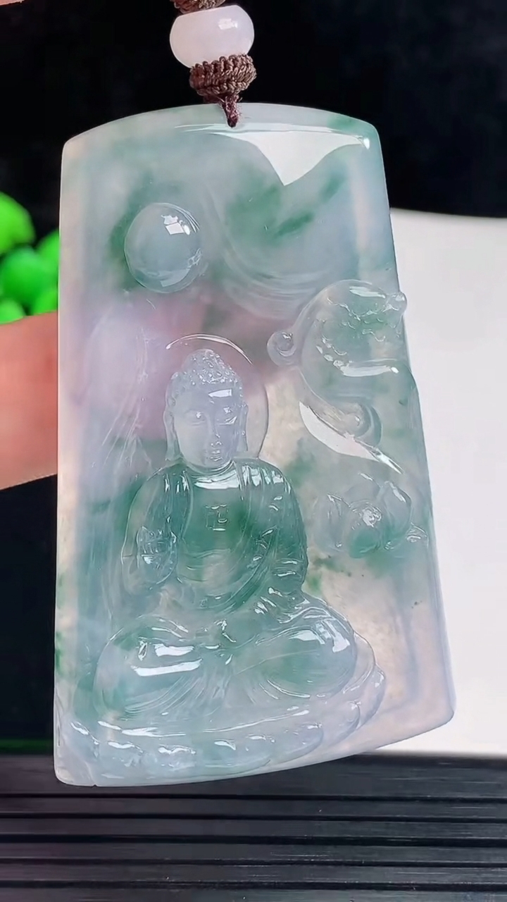 天然A货翡翠种紫罗兰 飘花阿弥陀佛吊坠，尺寸63.5-40-6重量:31.05g
6月3日