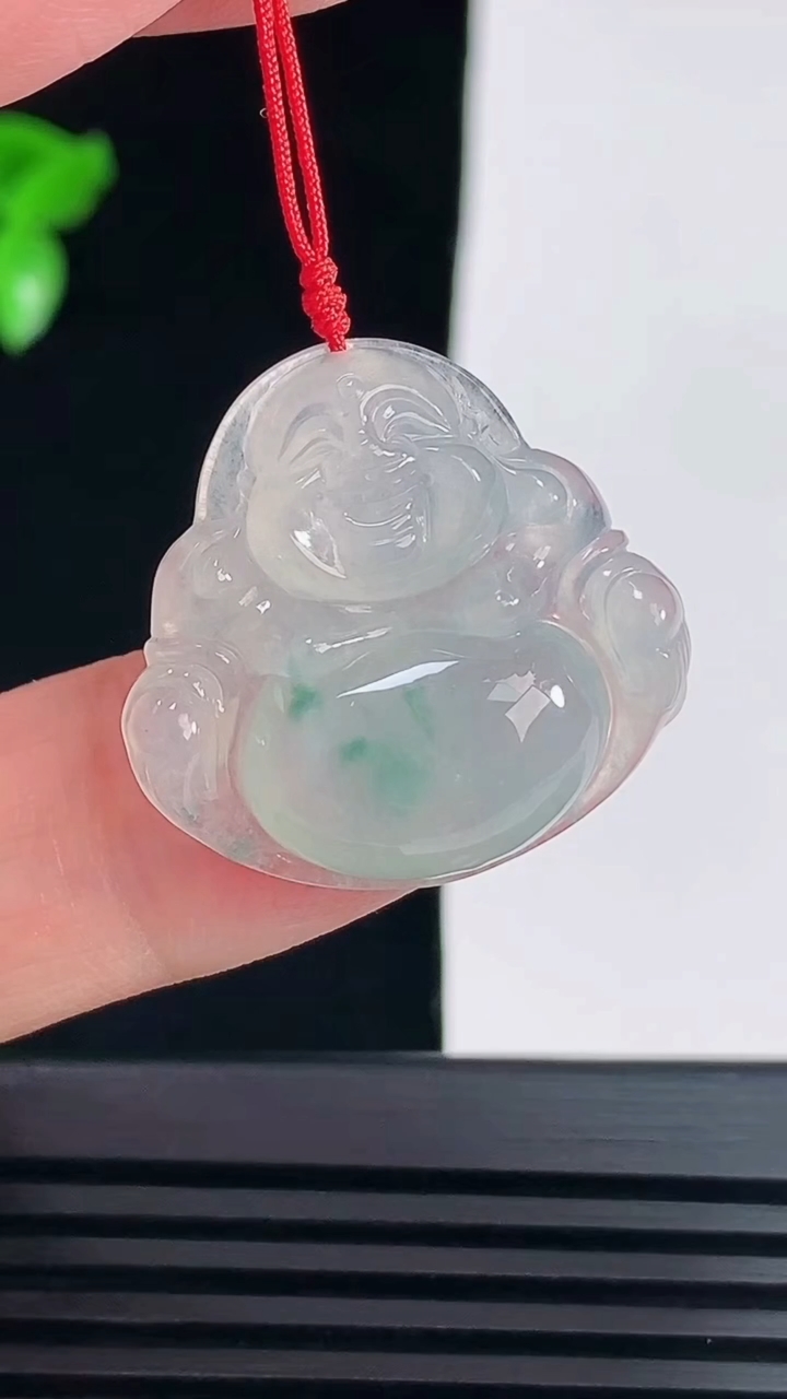 天然A货翡翠飘花佛公吊坠，尺寸23-24.6-6 重量:4.95g
6月7日