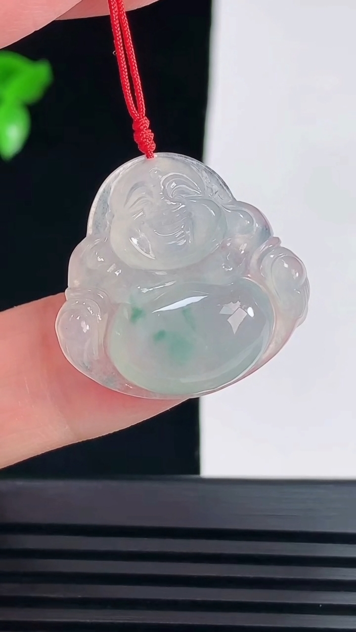 天然A货翡翠飘花佛公吊坠，尺寸23-24.6-6 重量:4.95g
6月7日