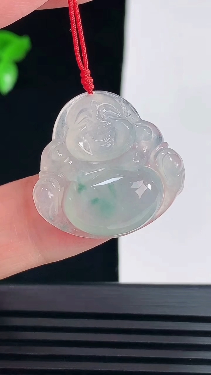 天然A货翡翠飘花佛公吊坠，尺寸23-24.6-6 重量:4.95g
6月8日