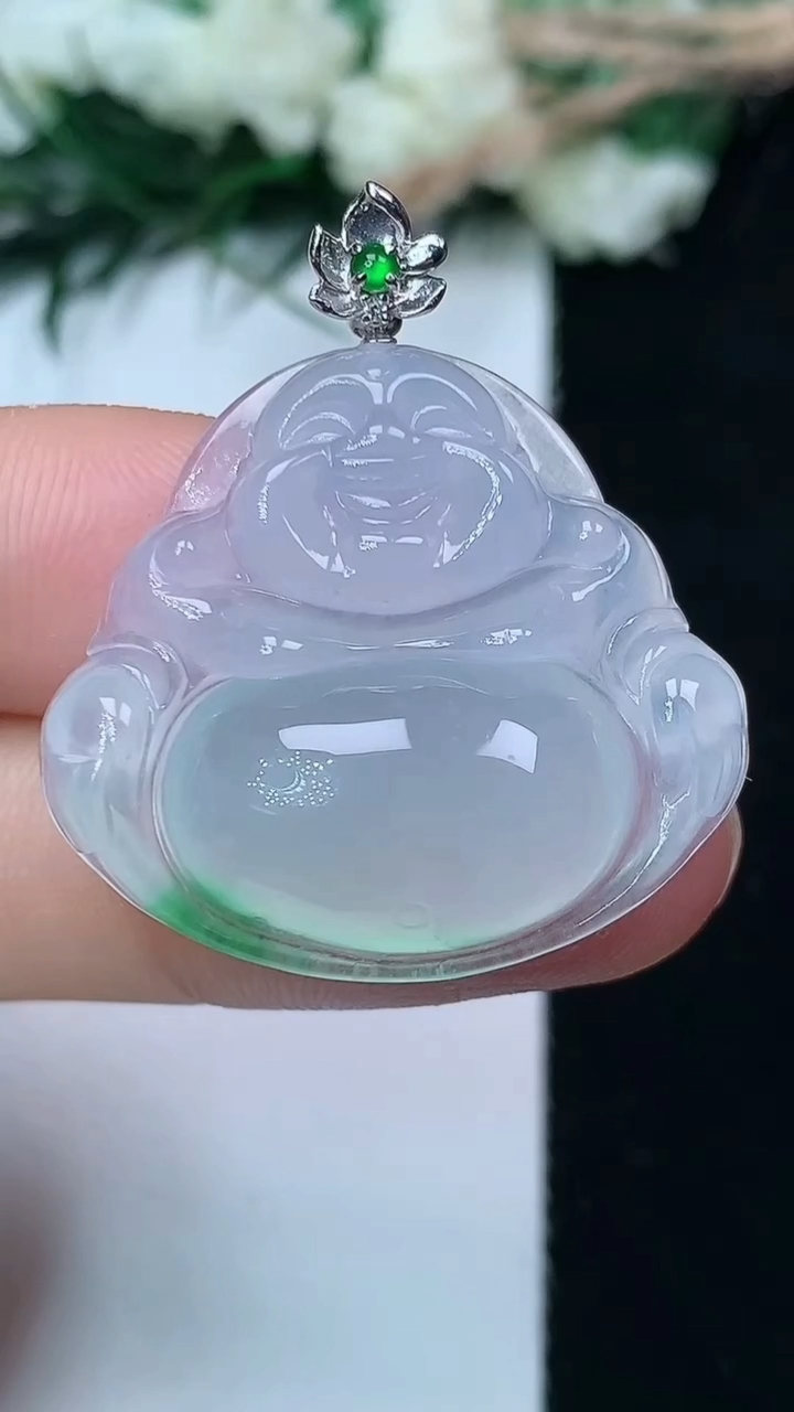 天然A货翡翠佛公吊坠，尺寸26.4-29-6.6，重量:6.89g
6月14日