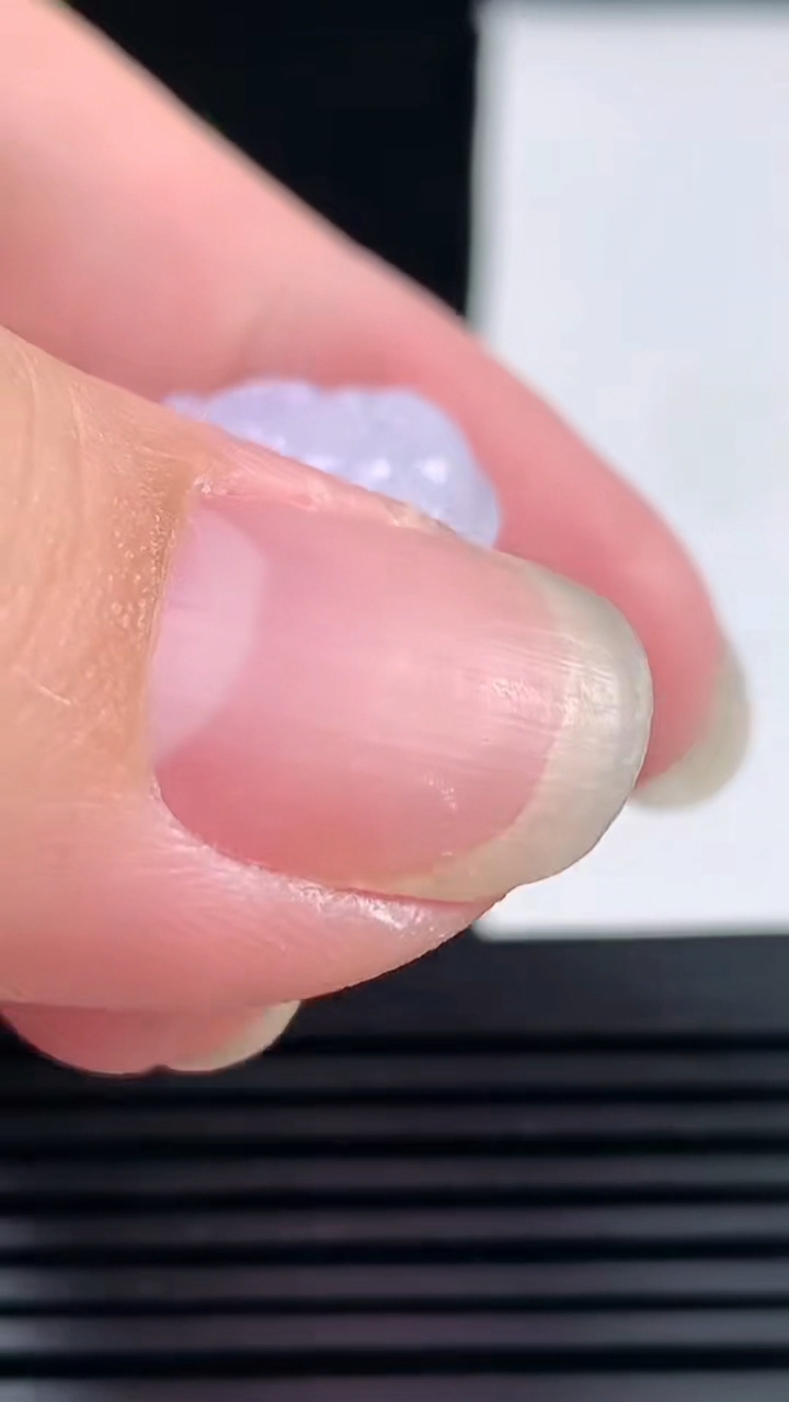 天然A货翡翠紫罗兰佛公吊坠，尺寸25.5-29-5.6 重量:6.55g
6月14日