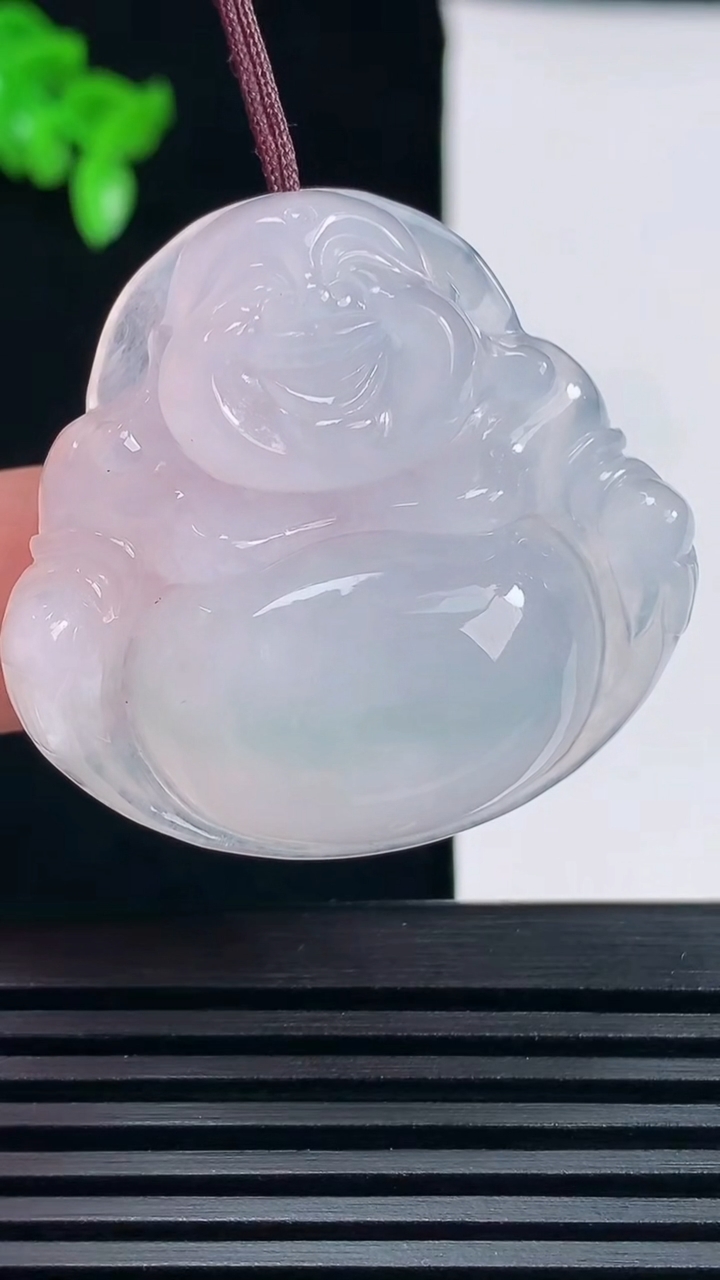 天然A货翡翠佛公吊坠，尺寸36-38-9.5 重量:19.54g
6月17日