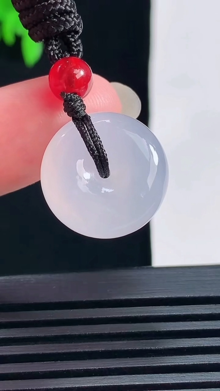 天然A货翡翠冰种紫罗兰平安扣吊坠，尺寸17-7.2 重量:6.36g
6月18日