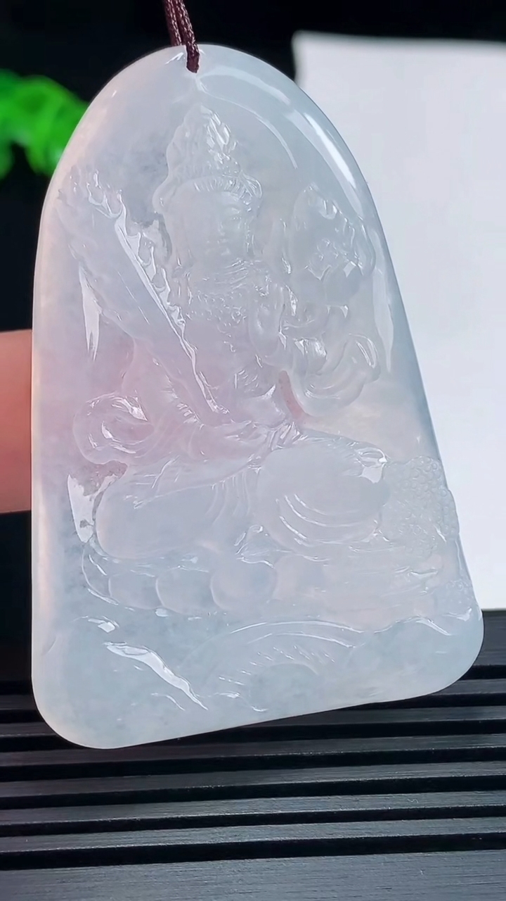 天然A货翡翠虚空藏菩萨吊坠，尺寸55.6-38-5 重量:24.23g
6月19日