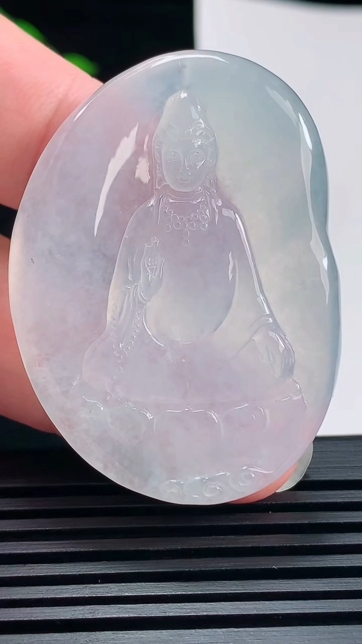 天然A货翡翠素衣观音吊坠，尺寸48-35-5 重量:19.32g
6月23日