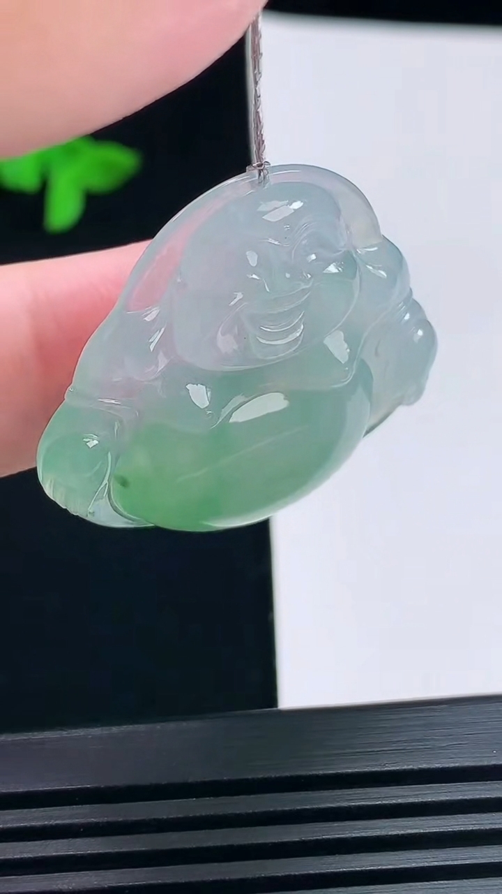 天然A货翡翠佛公吊坠，尺寸33.6-35.5-6 重量:11.30g
6月23日