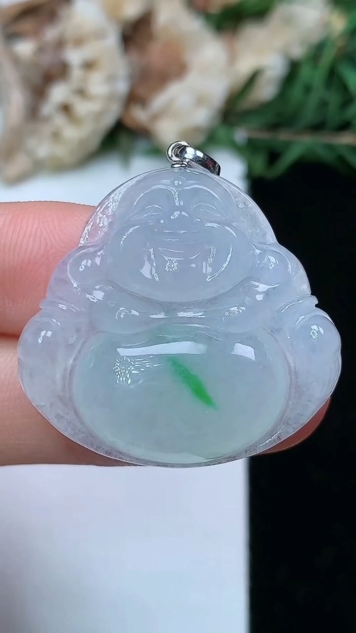 天然A货翡翠佛公吊坠，尺寸27-29.3-5.9，重量:7.55g
6月23日