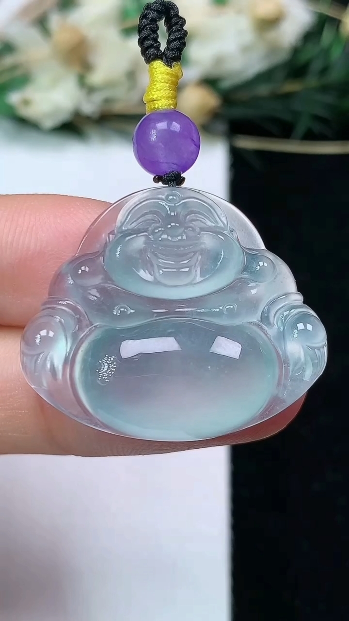 天然A货翡翠佛公吊坠，尺寸23-28-5.8，重量:6.50g
6月25日