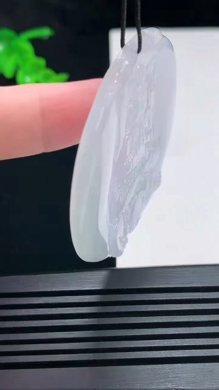 天然A货翡翠紫罗兰文殊菩萨吊坠，尺寸51-50-4 重:20.72g  h1112
6月26日