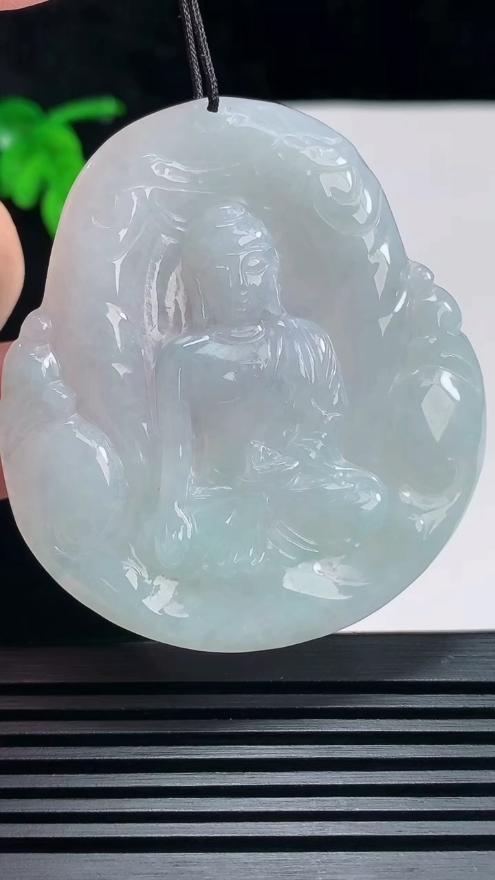 天然A货翡翠阿弥陀佛吊坠，尺寸55-50.2-5 重:23.59g
6月26日
