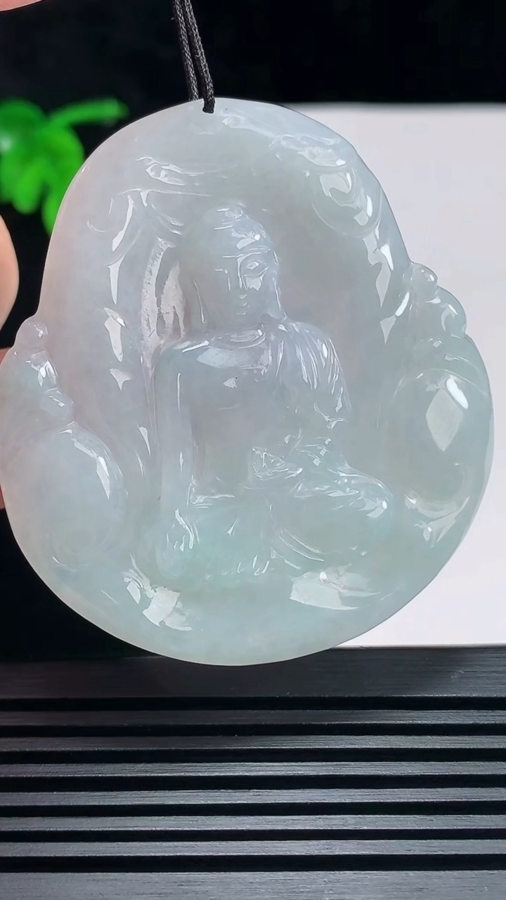 天然A货翡翠阿弥陀佛吊坠，尺寸55-50.2-5 重:23.59g
6月26日
