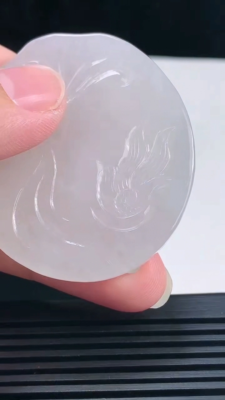 天然A货翡翠御龙不动明王吊坠，尺寸52-45-9 重量:43.60g H30
6月28日
