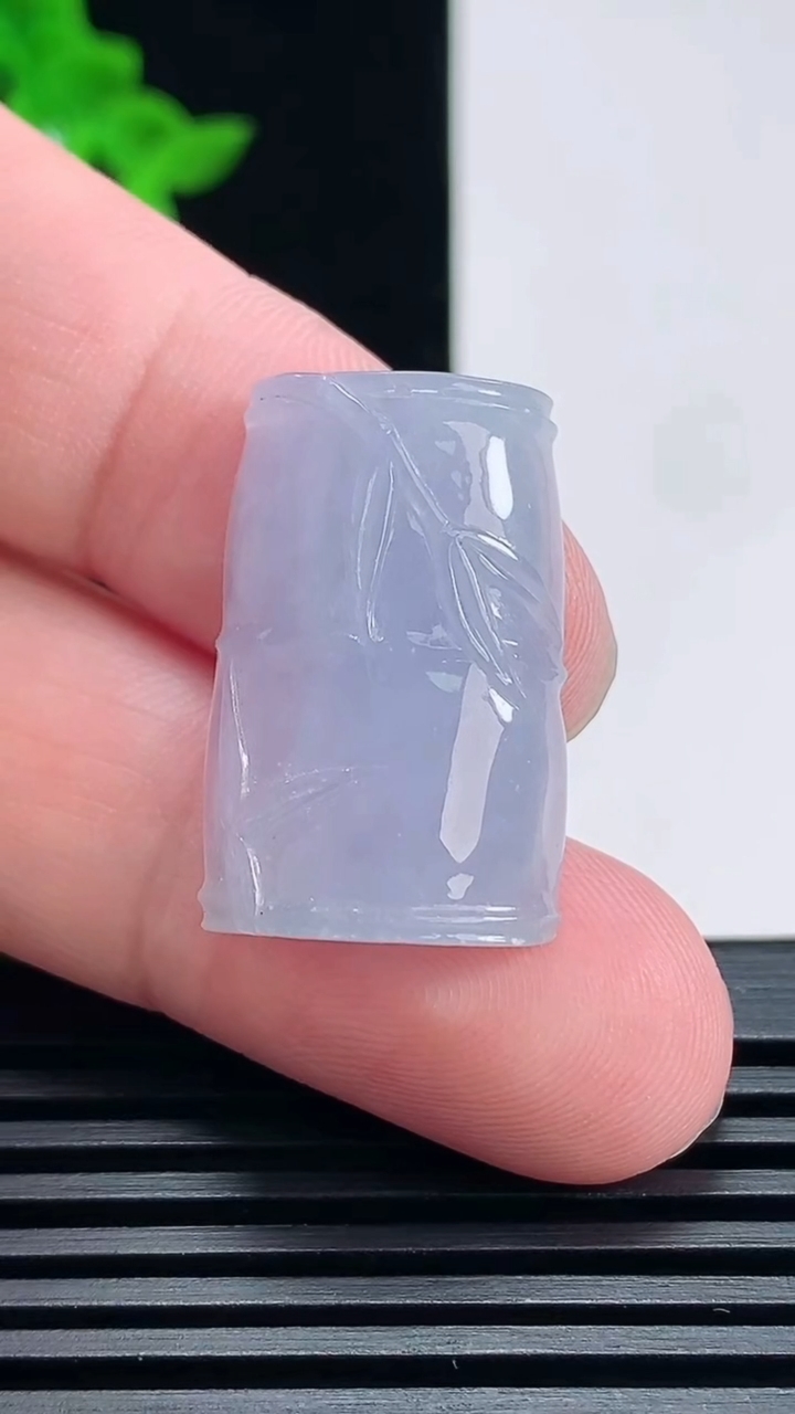天然A货翡翠冰种紫罗兰节节高升 竹节吊坠，尺寸26-17-6.6 重:6.24g  h535
6月2