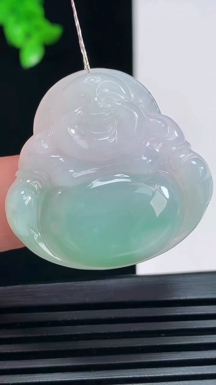 天然A货翡翠佛公吊坠，尺寸32-34-5.6 重量:9.81g
6月30日