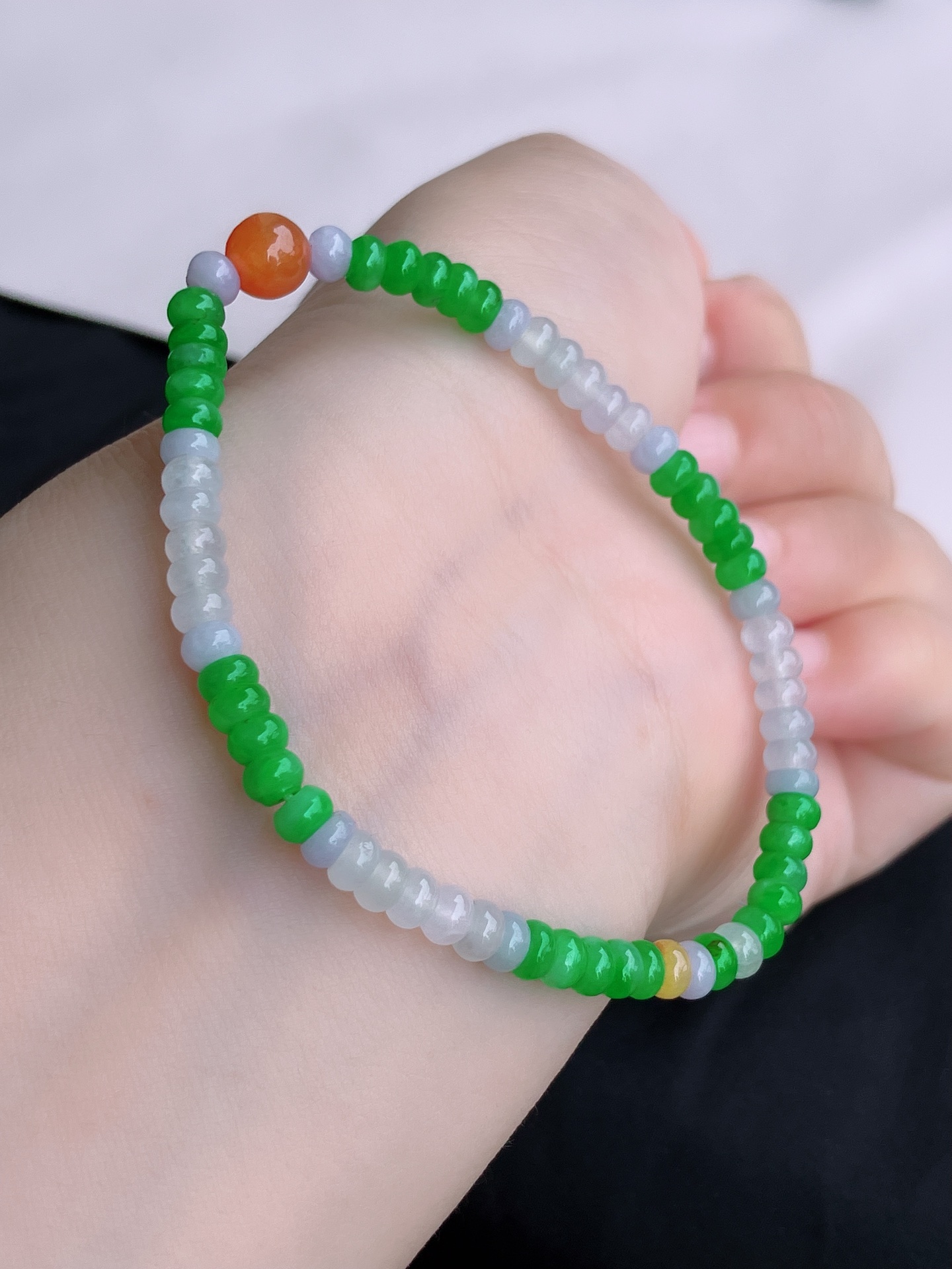 双彩手链，色美清爽，尺寸5/自然光实拍