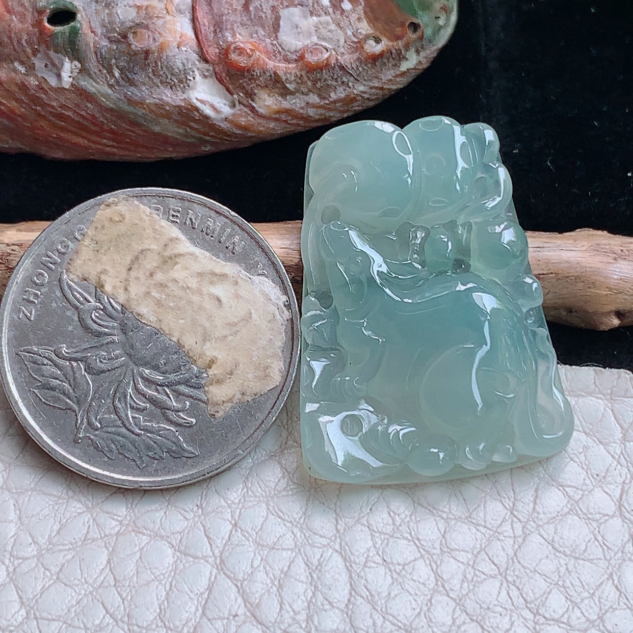 ajj实拍29.8*22.3*6天然缅甸翡翠冰晴招财鼠 生肖鼠玉吊坠 玉挂件