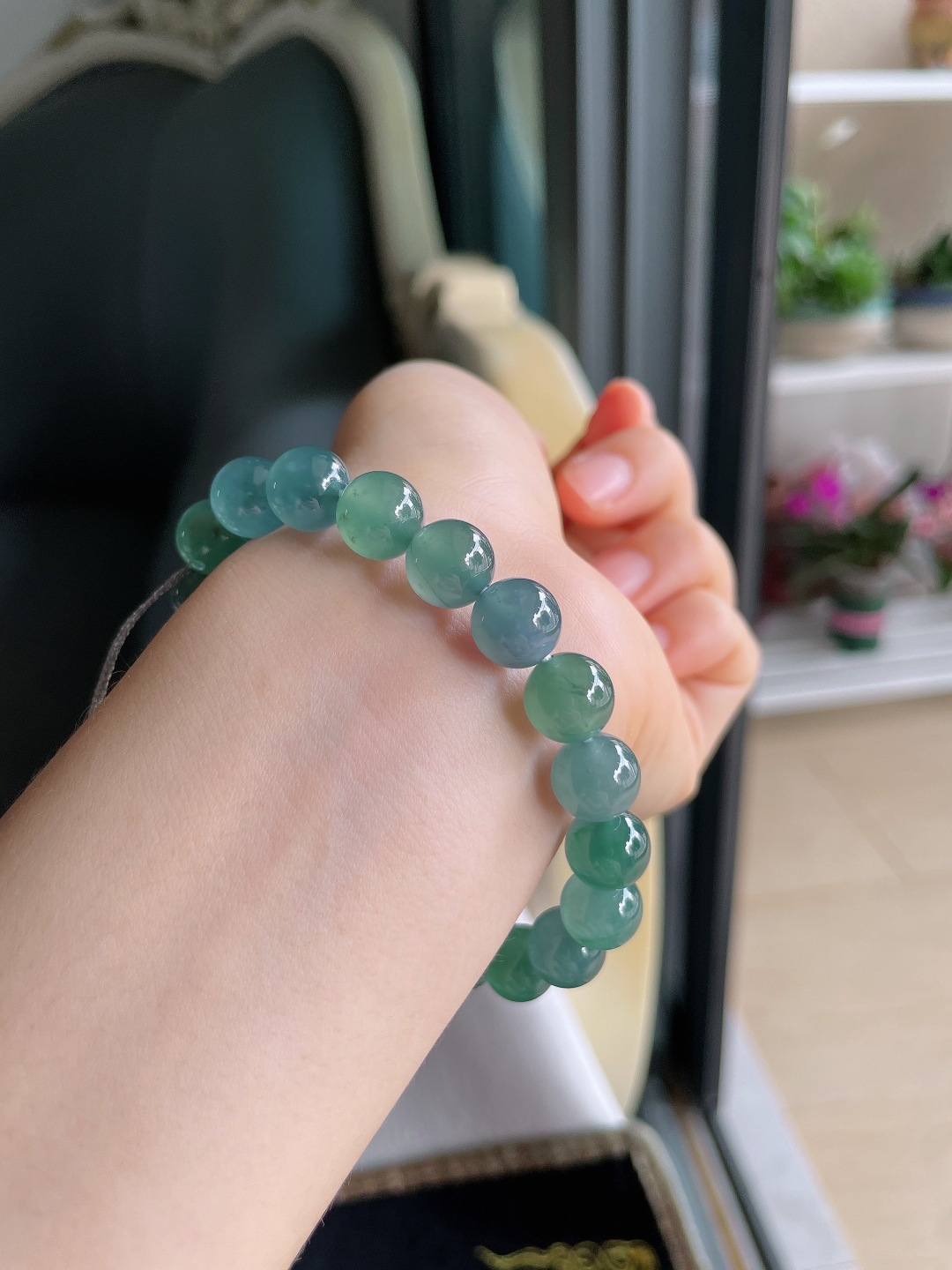 天然翡翠A货，冰多宝手串，尺寸：9.8mm。【编3583】
