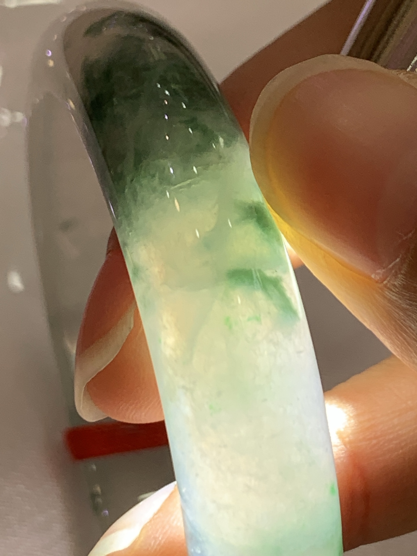 冰飘花正圈 0531-N870 打灯纹裂。底妆冰透起光，蓝花灵动飘逸，勾勒出一幅唯美诗意的山水意境画，古典优雅又秀气