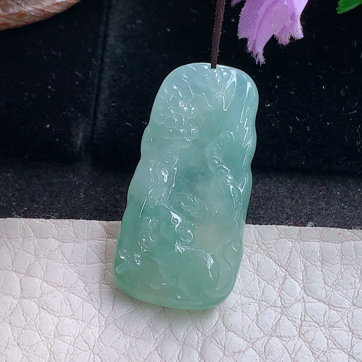 Ktj实拍32.8*16.8*5.6天然缅甸翡翠发财鼠 生肖鼠玉吊坠 玉挂件