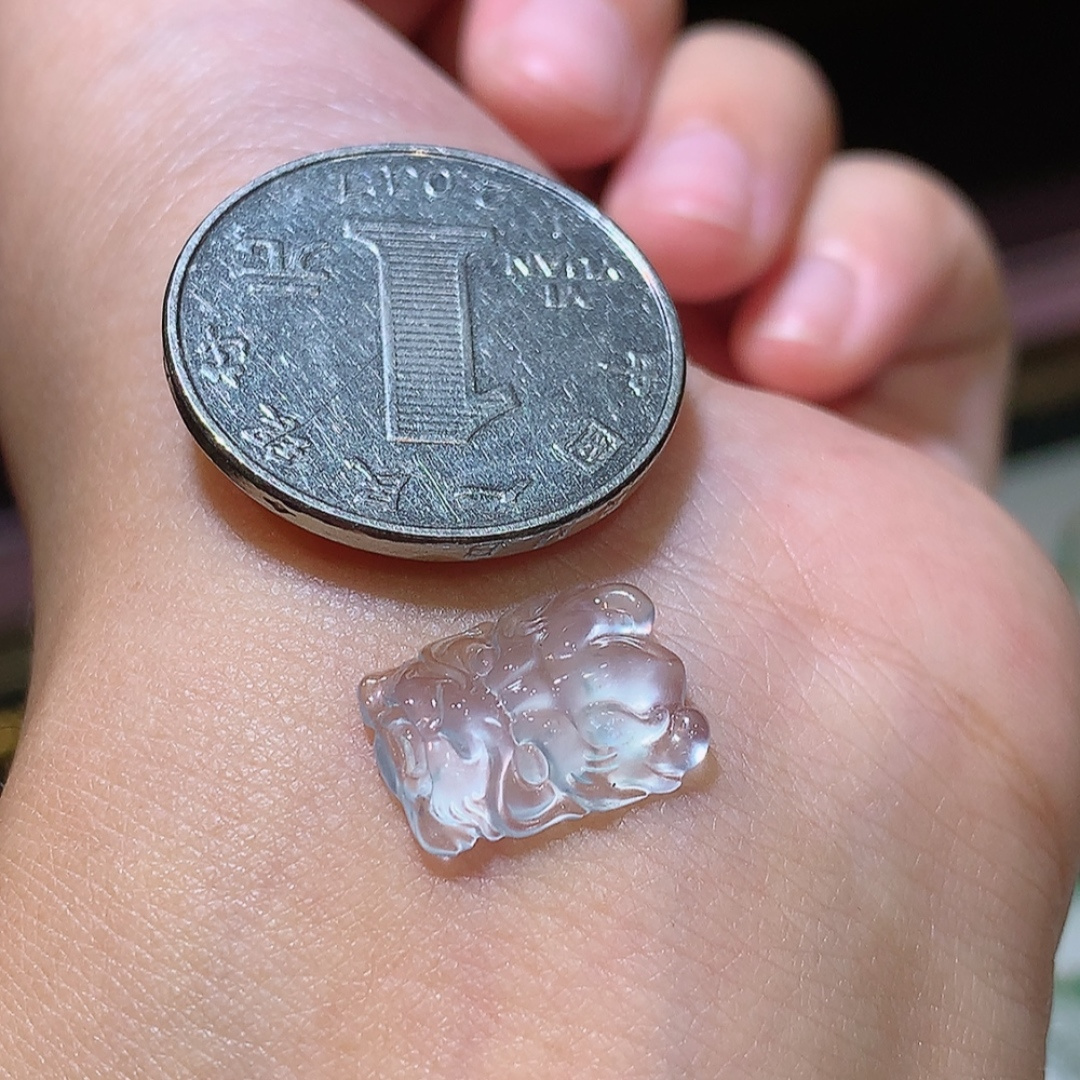 ️️ 高冰龙头挂件，品相饱满 水润十足 花色鲜甜 佩戴精致优雅 货号93530，14.5-10.6-4.4
