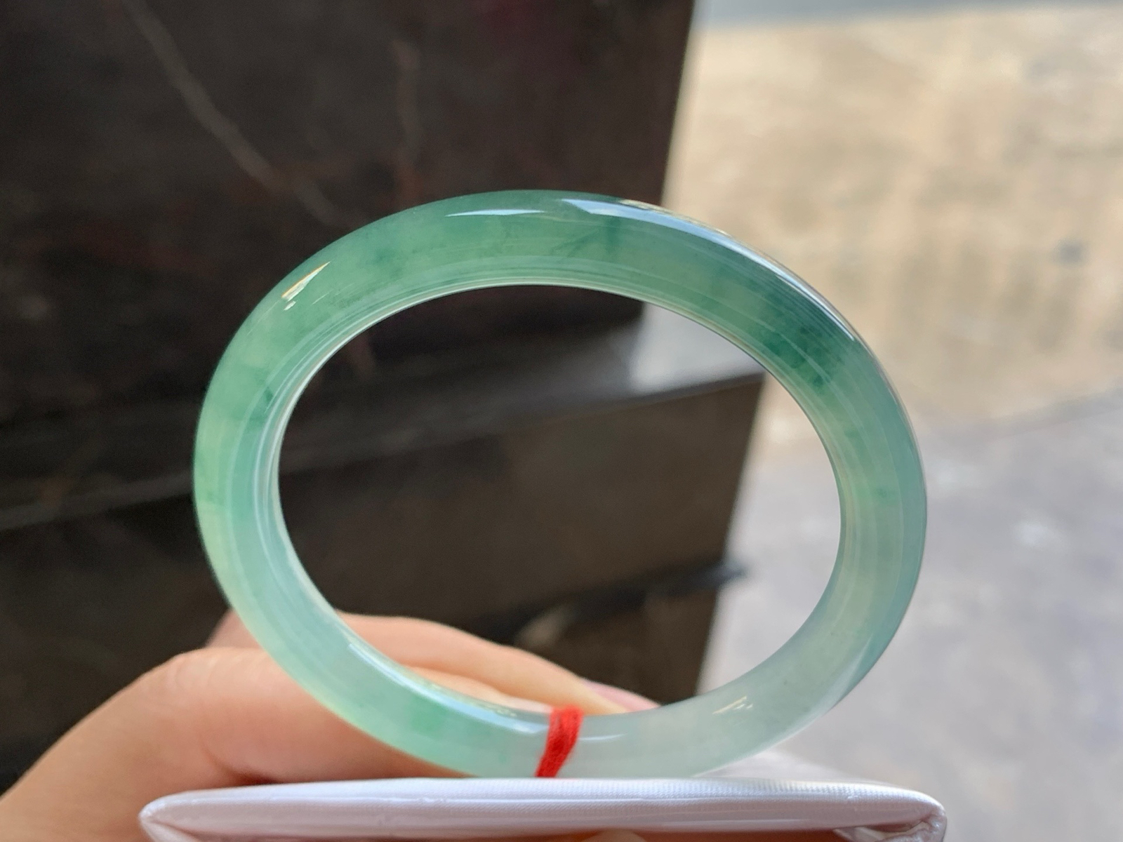 53-8
冰蓝细条^_^鲜艳