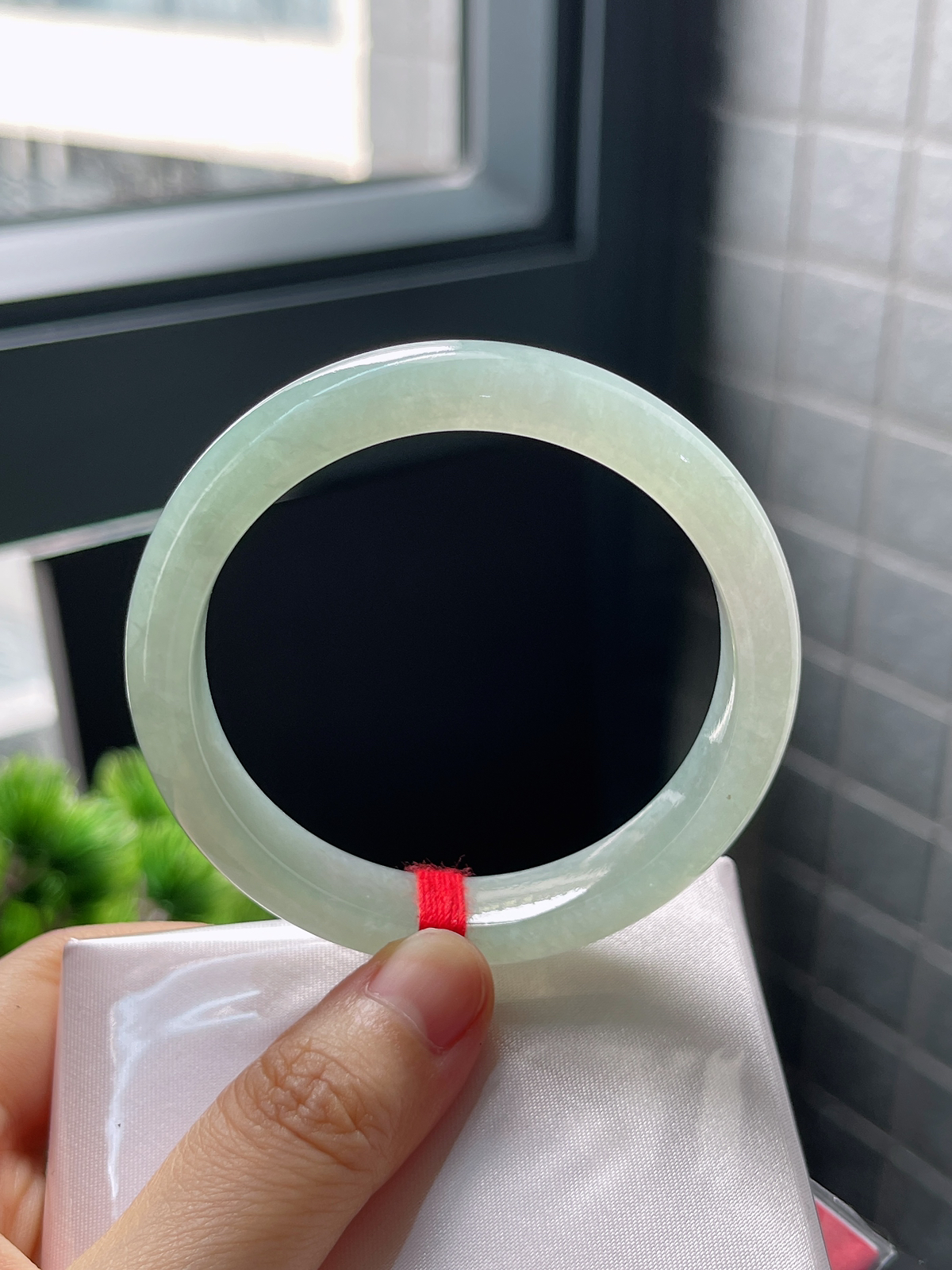 圈口53.8，冰糯浅绿翡翠正圈手镯