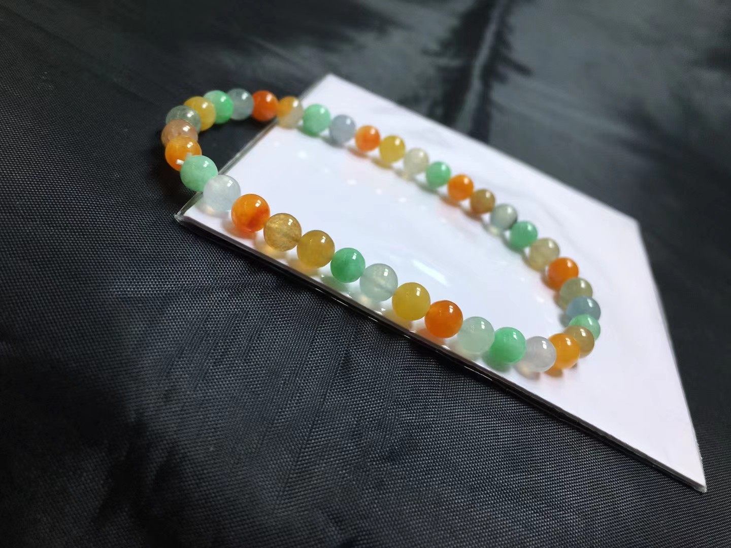 ️ 冰彩手链，卡5.1mm，37颗，种好，玉质细腻，色彩鲜艳，颗颗精选
