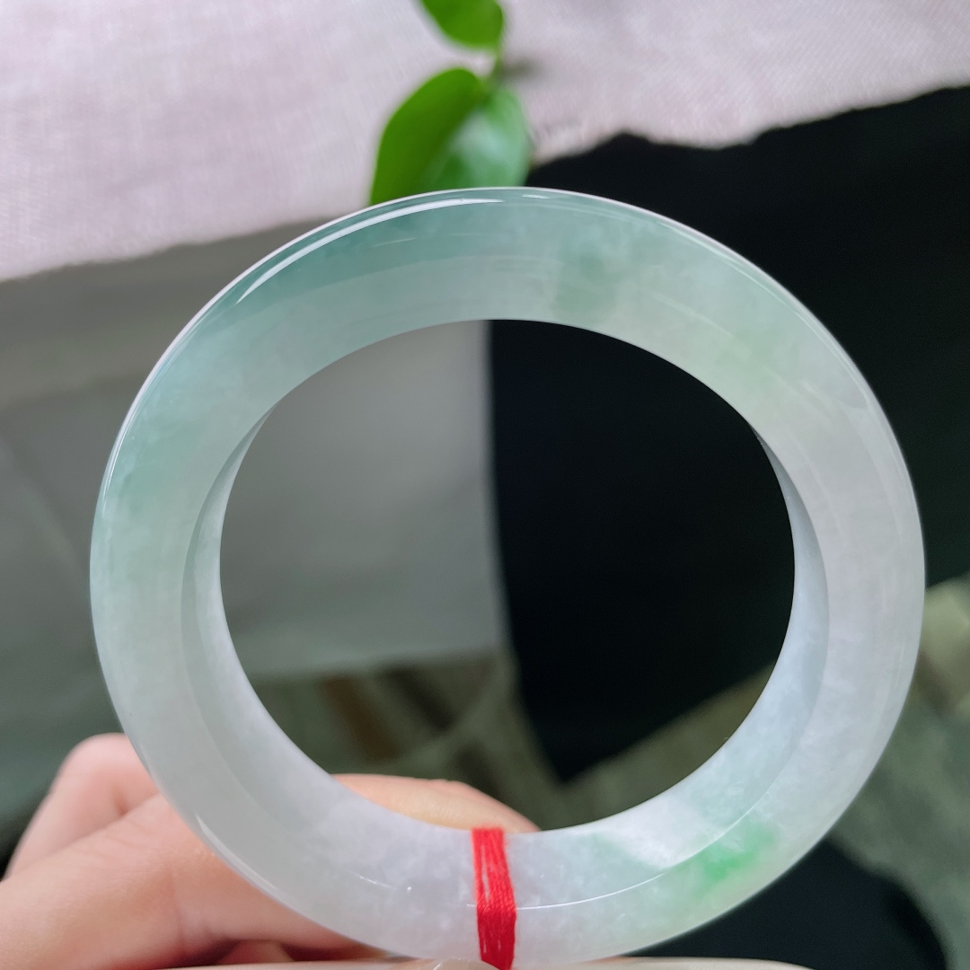 53.8/12.8/9.1，飘绿正圈，点翠千金，冰润通透，种老，熠熠生辉，有纹，ss53815a