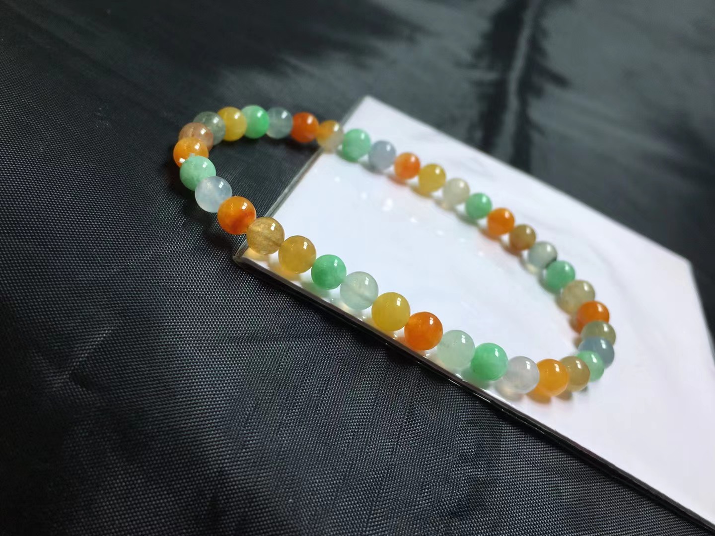 ️ 冰彩手链，卡5.1mm，37颗，种好，玉质细腻，色彩鲜艳，颗颗精选