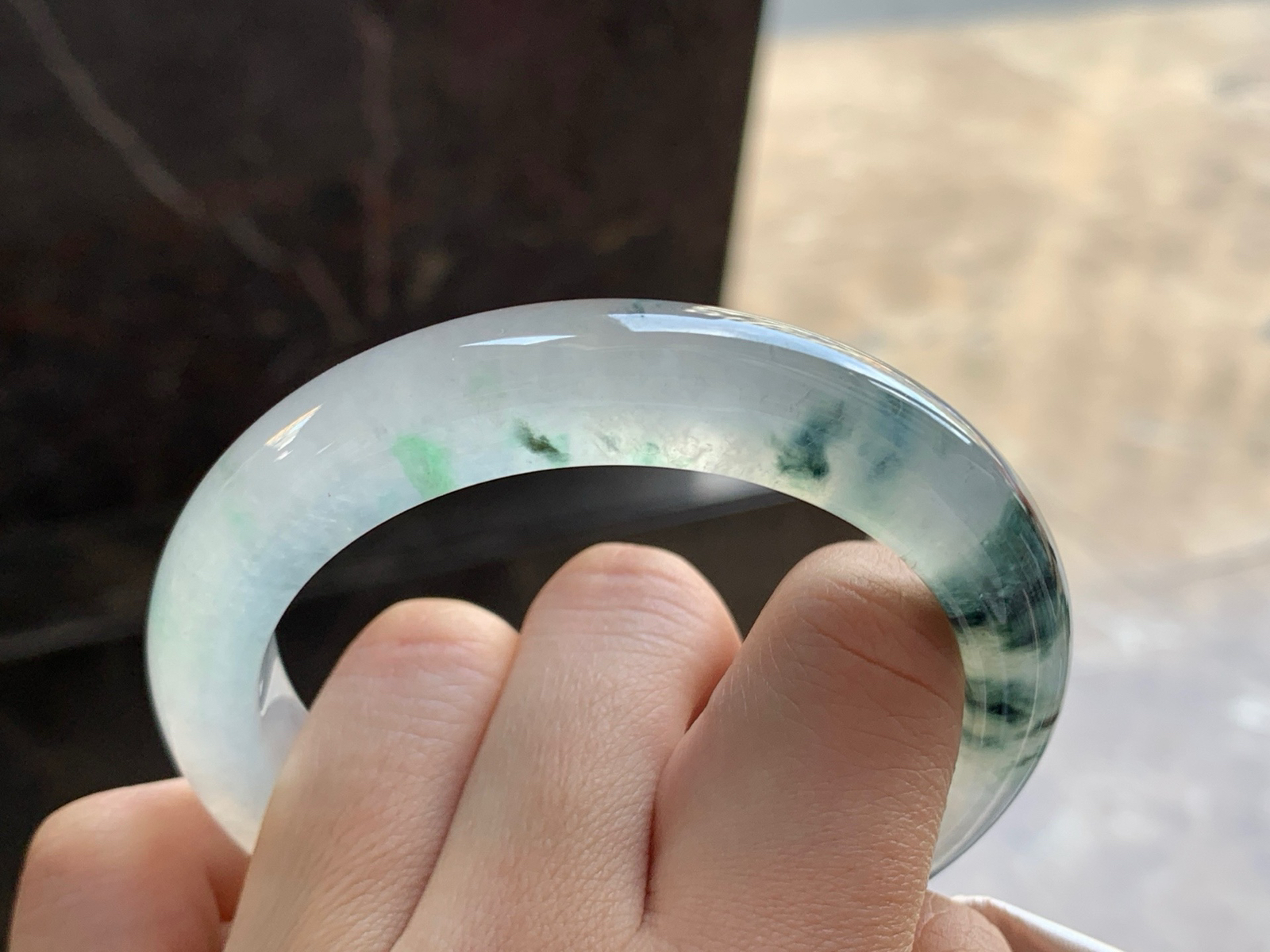55-12-9.1
冰蓝花手镯^_^冰透 飘花浓郁