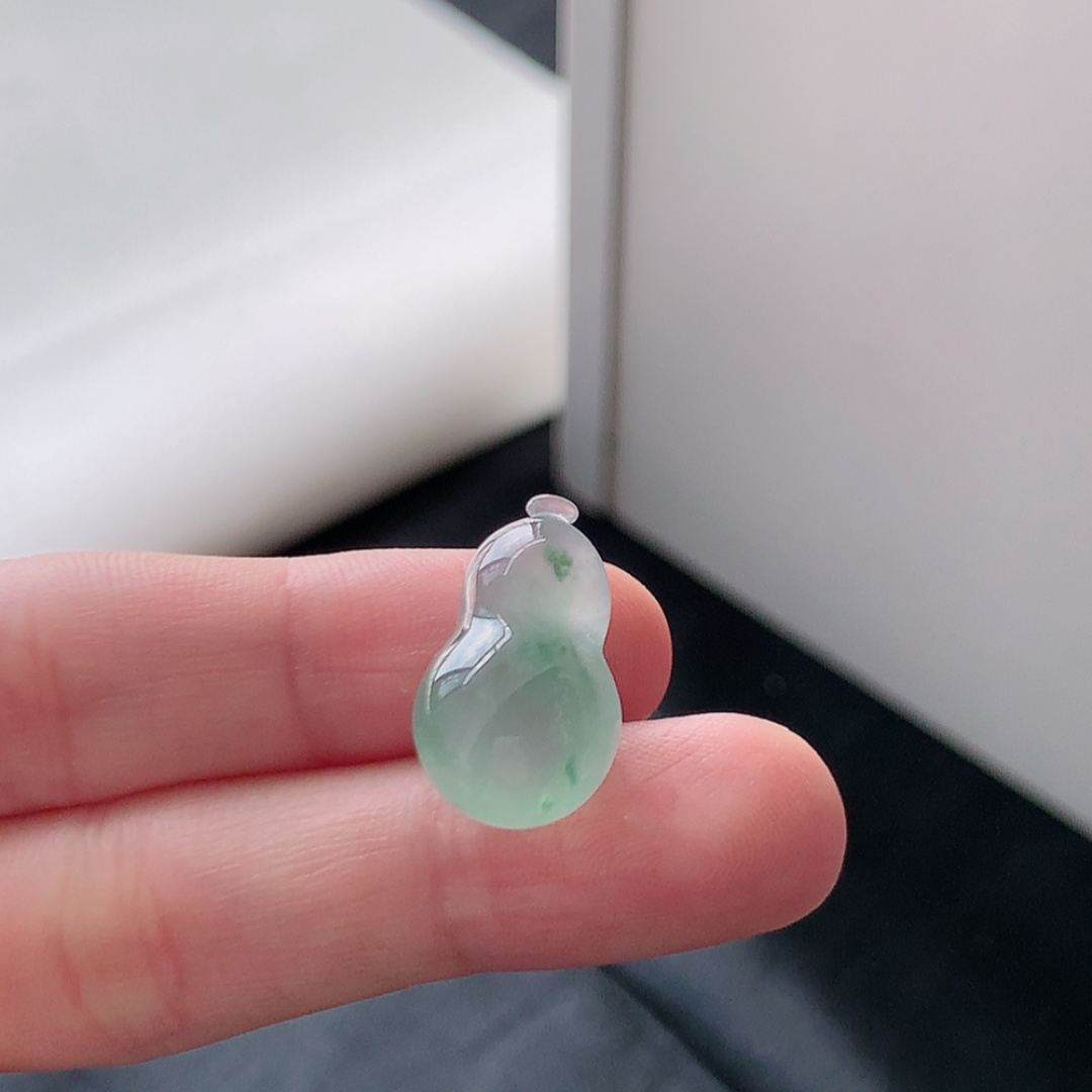 飘花葫芦挂件 种老饱满细腻，佩戴精致大气 货号98531，20.4-12.0-10.1