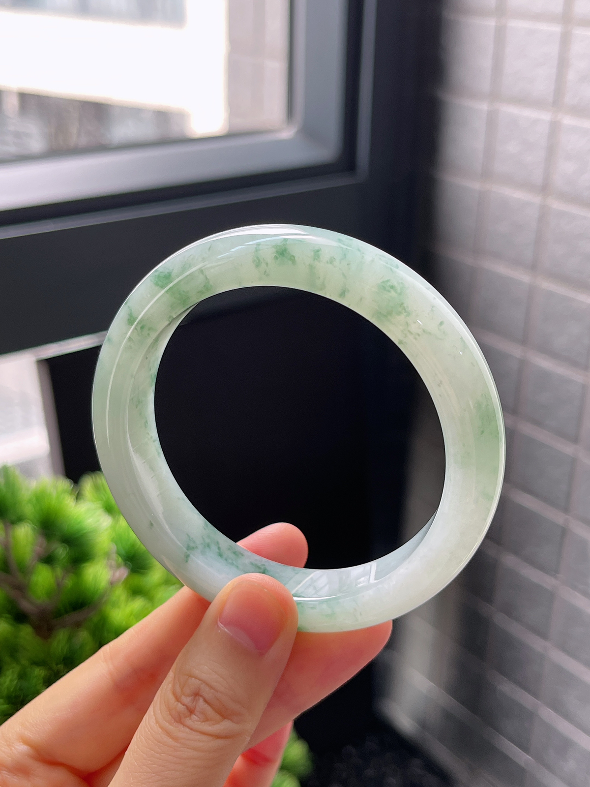 圈口56，冰糯飘花翡翠正圈手镯